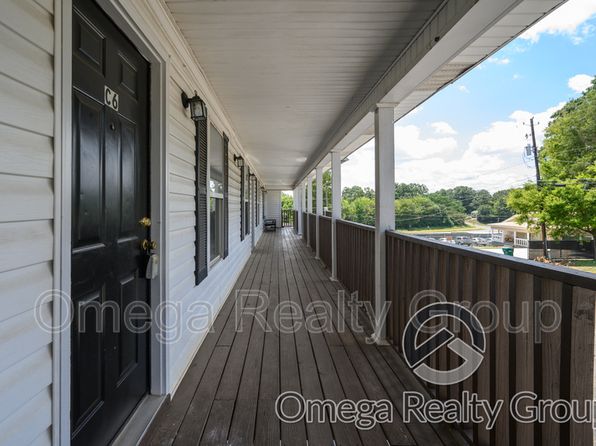1919 20th St NE APT C6