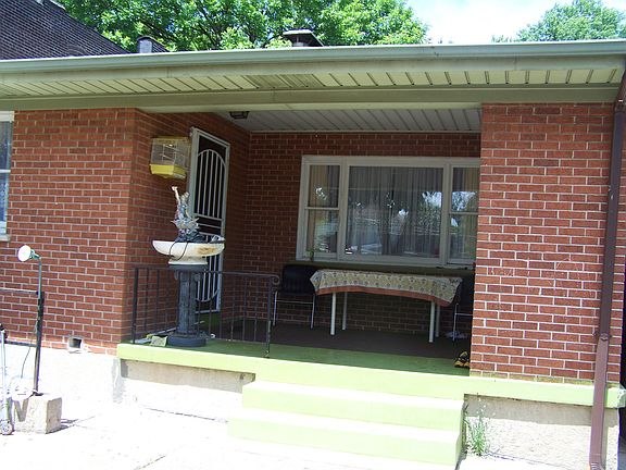 5th image of 4960 Mangolia Ave