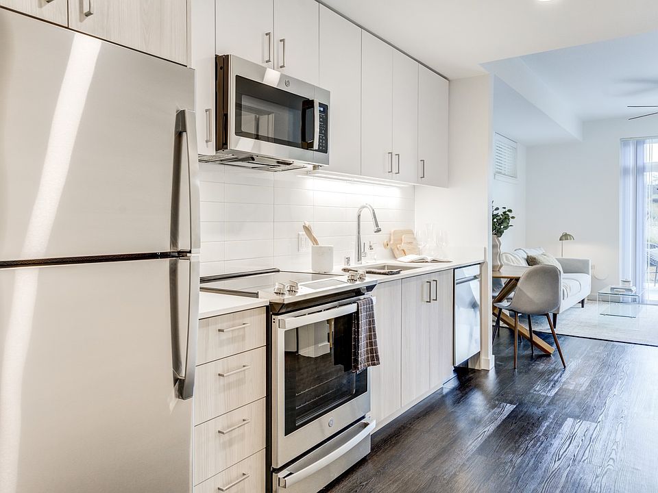 Our chef inspired kitchens feature designer finishes and stainless-steel appliances.