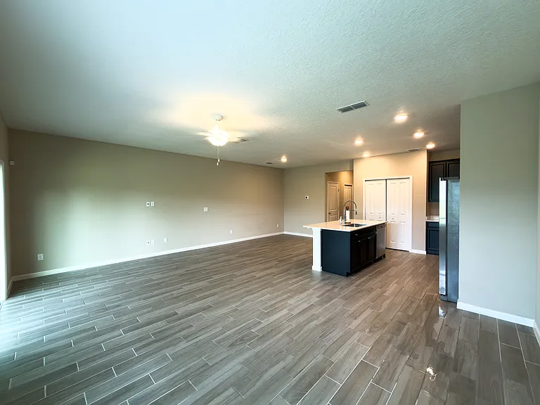 421 Boracay Cir — Photo 9
