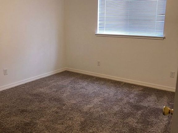 4th image of 155 E Shasta Ave APT C