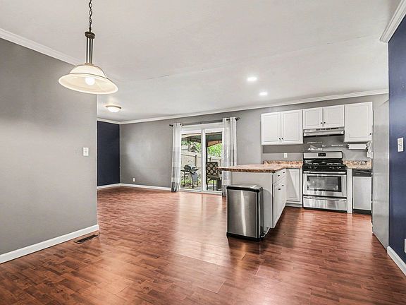 5th image of 1721 SE Macgregor Rd