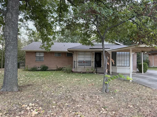 924 Monterey Dr, Denton, TX 76209
