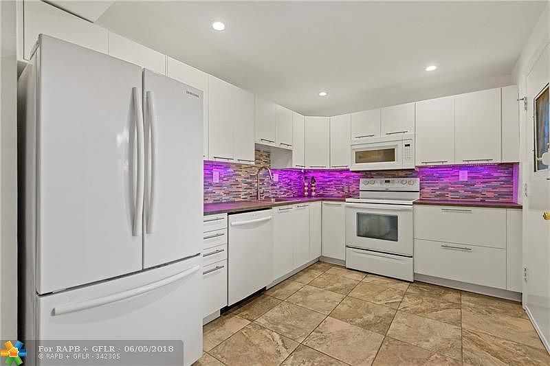1st image of 1601 NE 191st St #B317