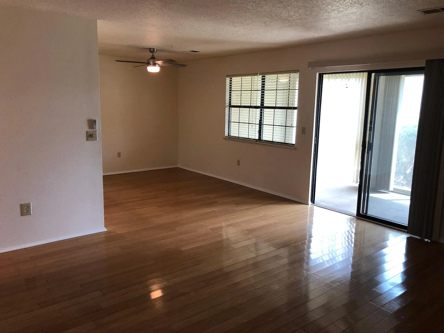 837 Country Club Dr SE — Photo 4