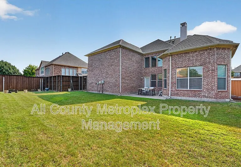 822 Shadybrook Dr #4 — Photo 12