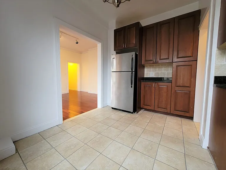 265 W 81st St #8Y — Photo 7