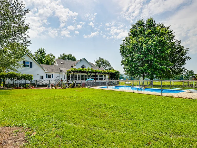 721 Duncan Rd — Photo 49