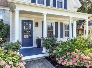 2 Winter St, Franklin, MA 02038