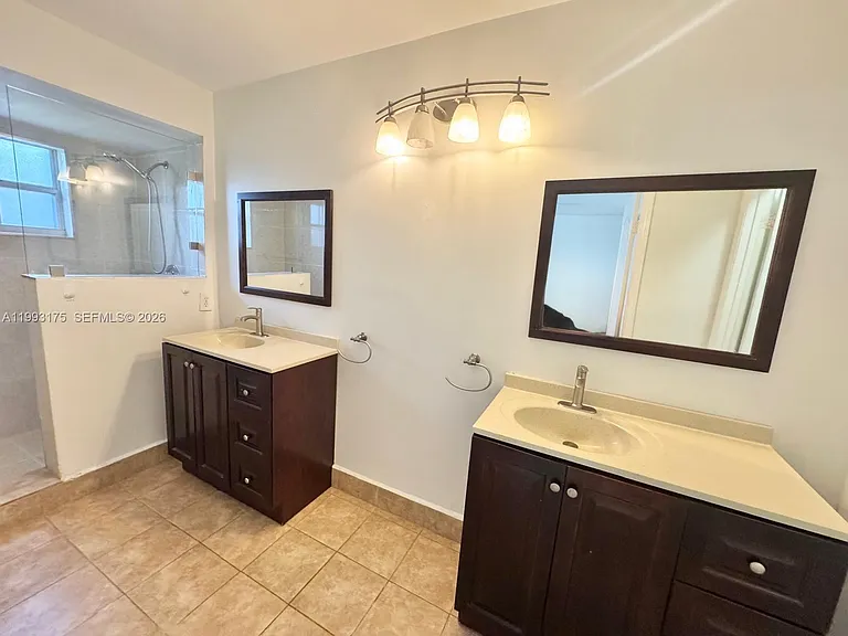 12695 SW 144th Ter — Photo 32