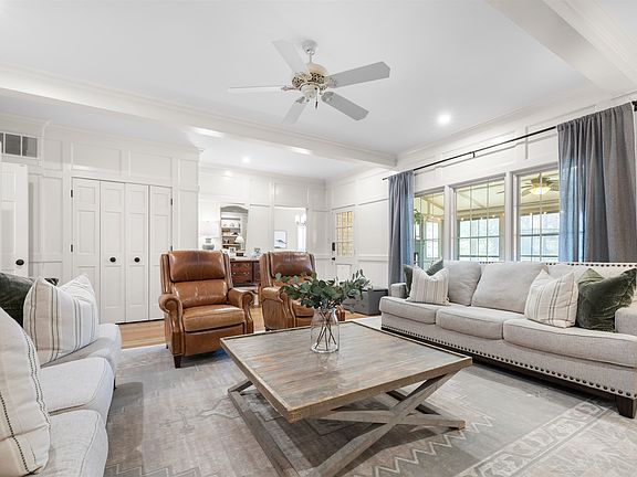 5th image of 2797 Fox Creek Dr