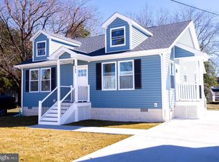 103 Grove St, Hebron, MD 21830