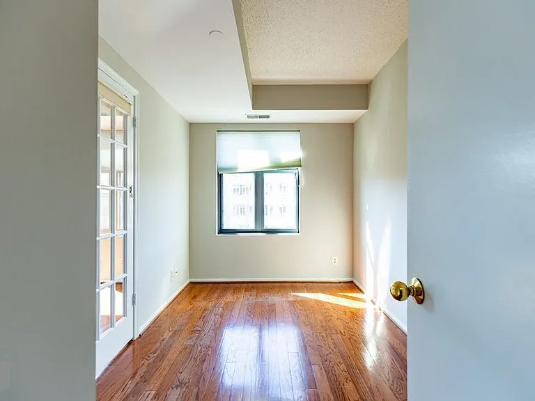 1401 17th St NW #904 — Photo 21