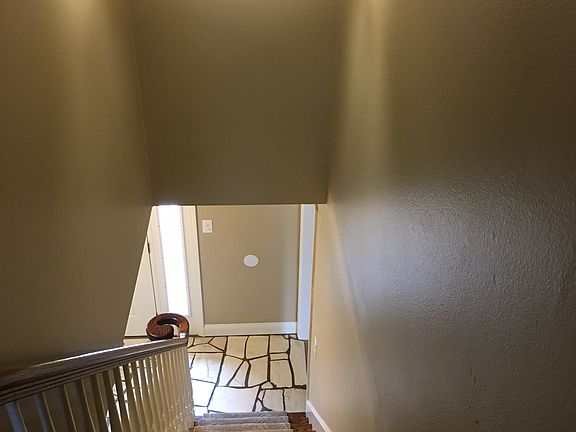4th image of 306 S Crawford St