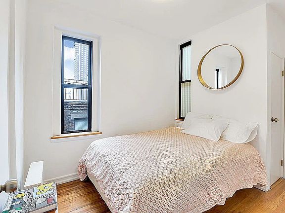 5th image of 237 E 88th St APT 502