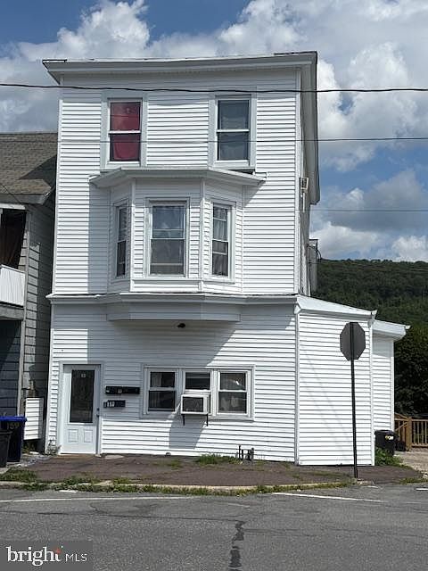 2nd image of 157 W Ridge St