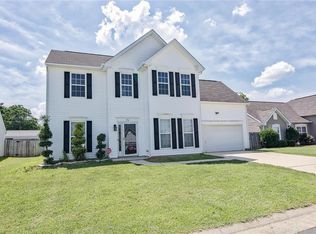 156 Scotland Ridge Dr, Winston Salem, NC 27107