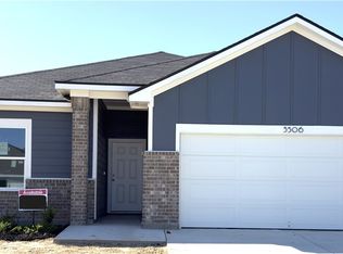 5506 Harriet St, Bryan, TX 77807