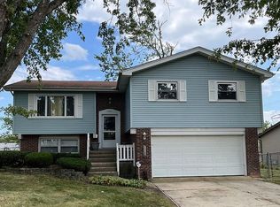 1041 Bradfield Ct, University Park, IL 60484