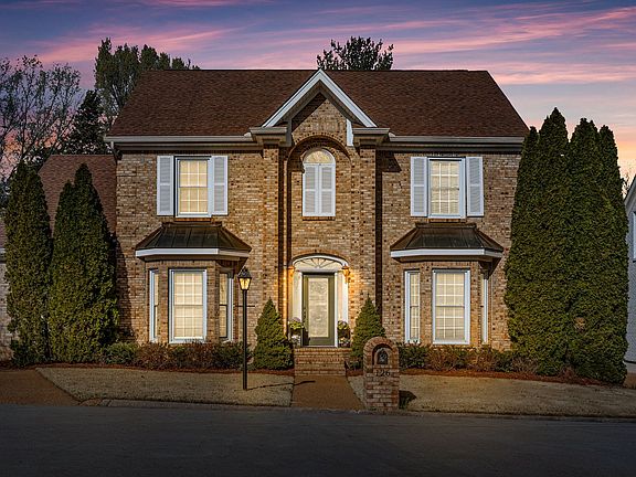 2nd image of 126 Belle Glen Dr