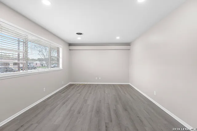 273 Meadow Ave — Photo 6