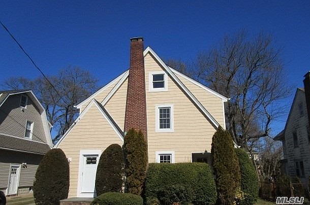 1st image of 115 Raymond St