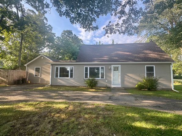52 Woodberry Rd E