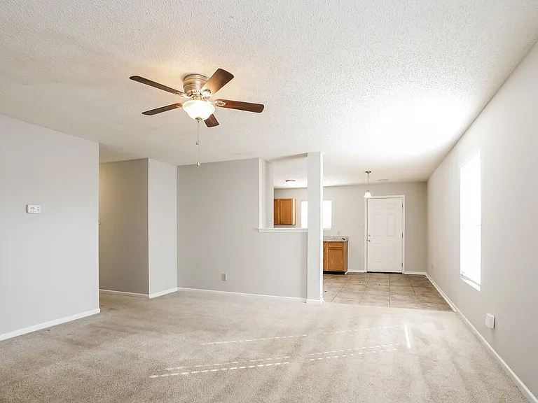 10860 Wymm Ln — Photo 11