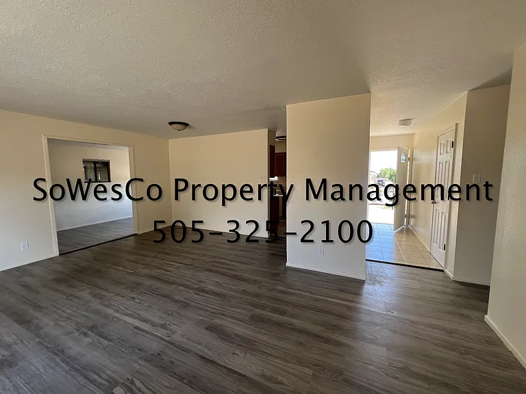 2408 Hutton Ave — Photo 2