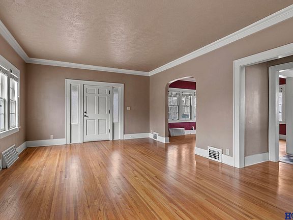 4th image of 2301 S 19th St