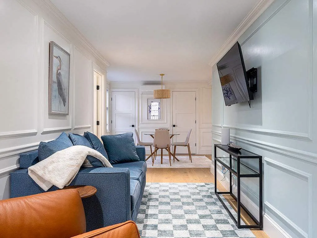 3 bed, $4,500 — Photo 3