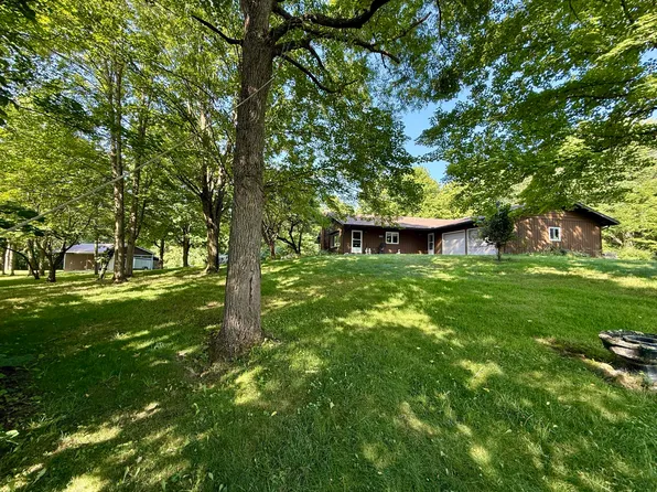 8788 Parker Hwy, Manitou Beach, MI 49253