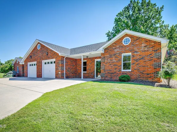 1833 Manor Ct, Kingsport, TN 37660