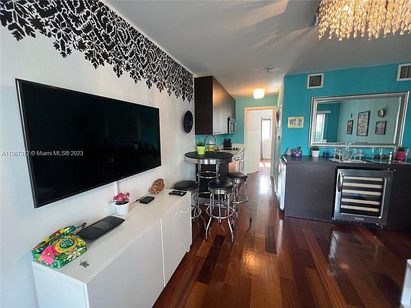 5th image of 1560 Pennsylvania Ave APT 225