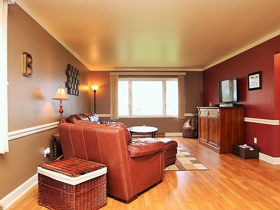 5th image of 2079 Ayers Ave