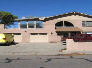 215 Dittmer Ave, Pueblo, CO 81004