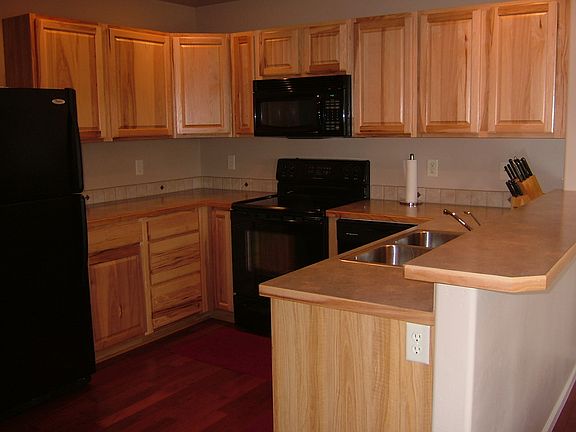 3rd image of 3139 Fen Way #C