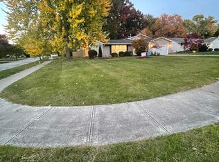 8143 Clifton Ct, Mentor, OH