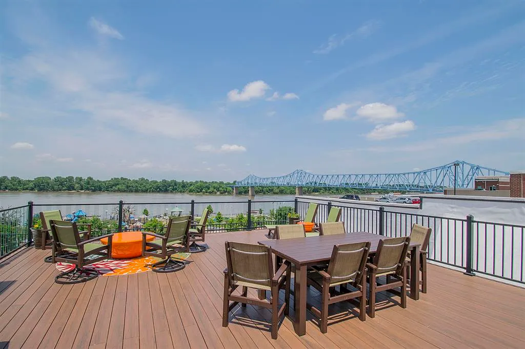 2 bed, 2.0 bath, $2,750 — Photo 4