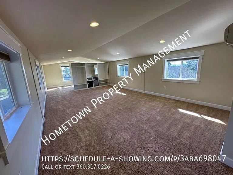 4047 Legacy Dr NE #GUEST HOUSE — Photo 17