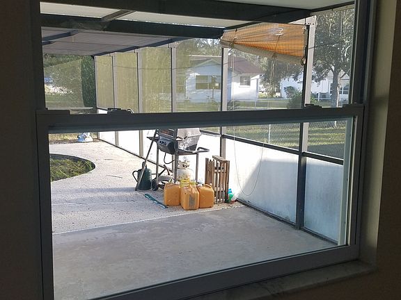 Add. screened outdoor  area