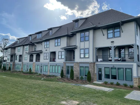 337 Airport Rd #208, Auburn, AL 36830