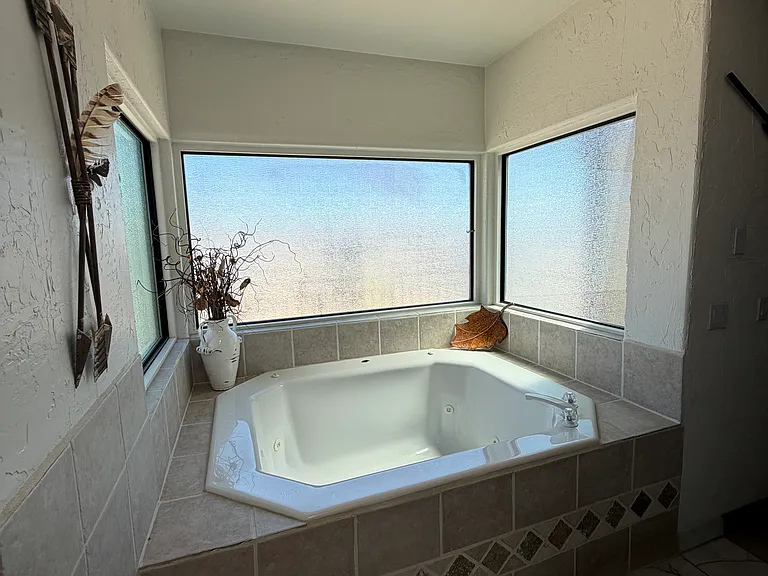 3750 Canyon Cove Dr — Photo 12
