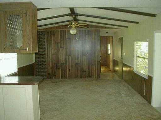 4th image of 248 Hall Rd