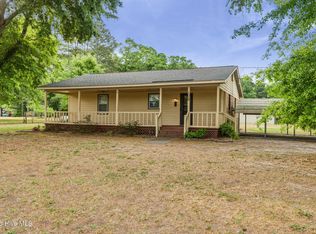 109 Kelley Ln, Hamlet, NC 28345