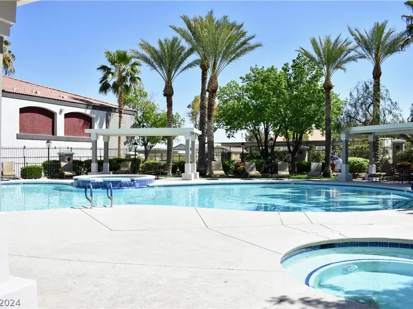 950 Seven Hills Dr APT 911, Henderson, NV 89052