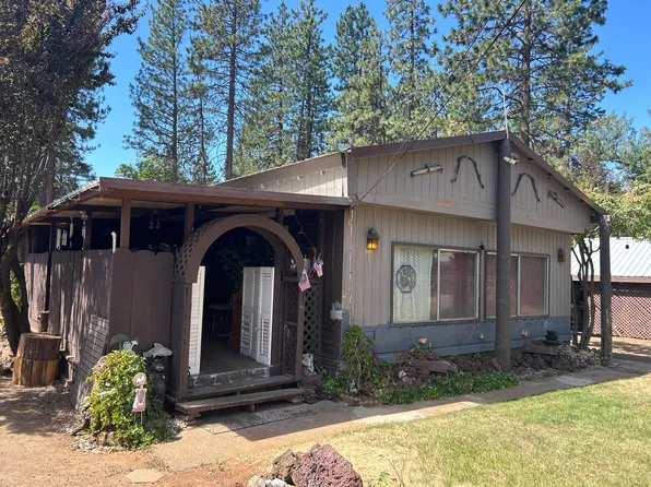 21590 Viola St, Burney, CA 96013