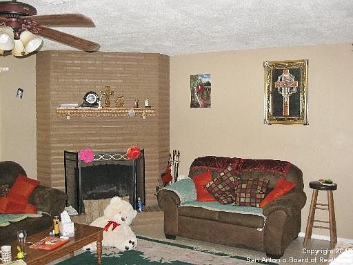 2nd image of 217-219 GLENBROOK DR