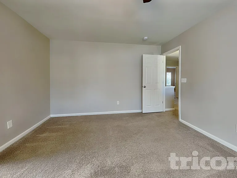 2120 Clear Brooke Dr — Photo 6