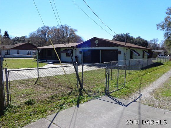 1st image of 272 W Pine Ave